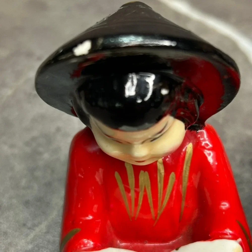 Vintage Asian Boy and Girl Ceramic Salt and Pepper Shakers Red Black Gold Set